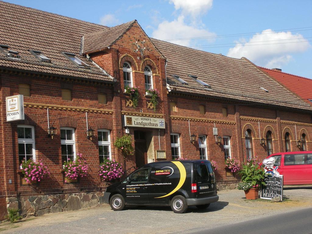 Werners Landgasthaus Lieskau Exteriér fotografie